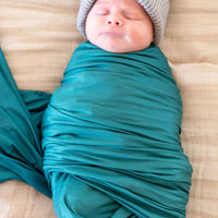 HUNTER GREEN SOLID | SWADDLE